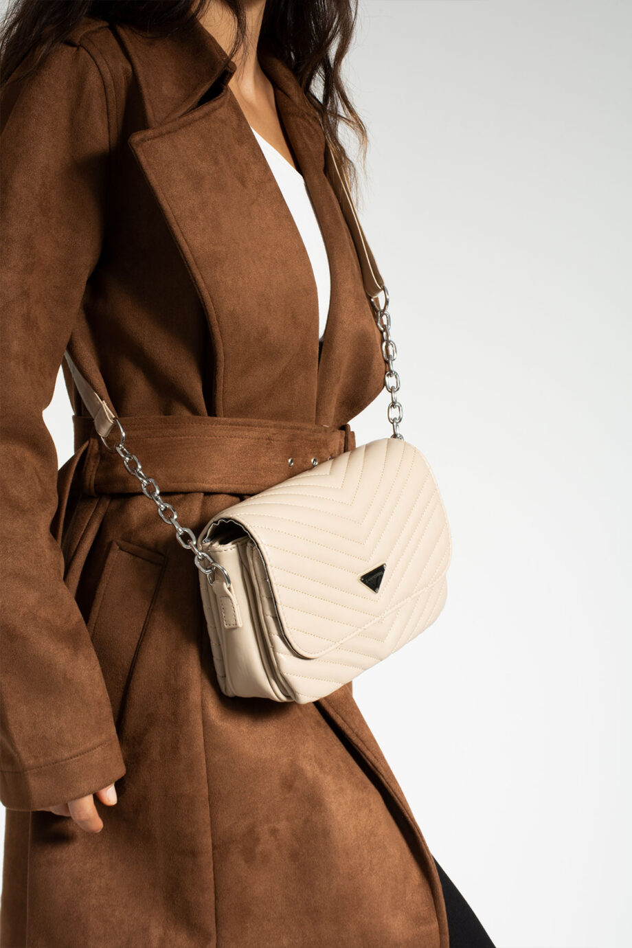 Front view of the Original Sanmorris adjustable crossbody shoulder bag with chain detail, showcasing its quilted design in high-quality synthetic leather