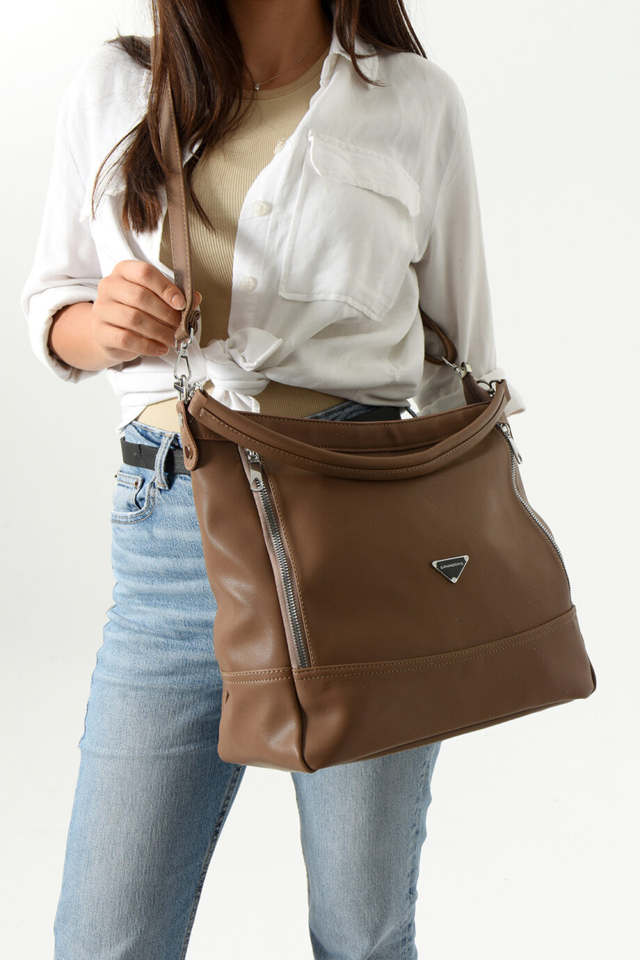 Spacious faux leather handbag in stylish design